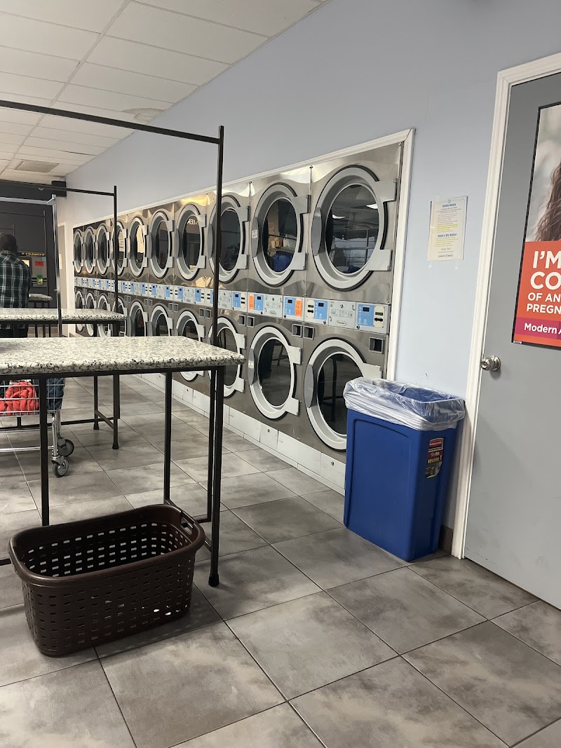 Laundry Works - Laundry Service by Hamperapp - Laundromat in Austin